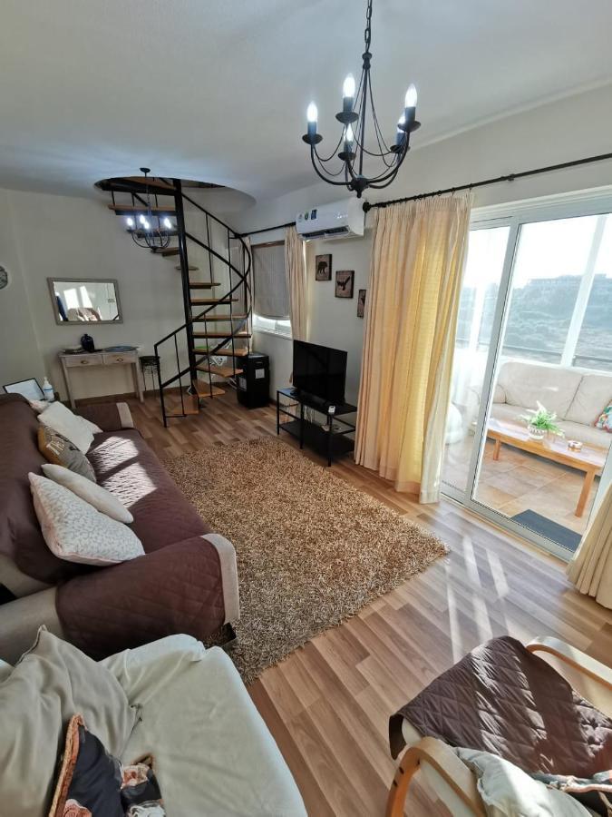 Must Stay - Sea & Salt Lake Panoramic View Apt Larnaca Esterno foto