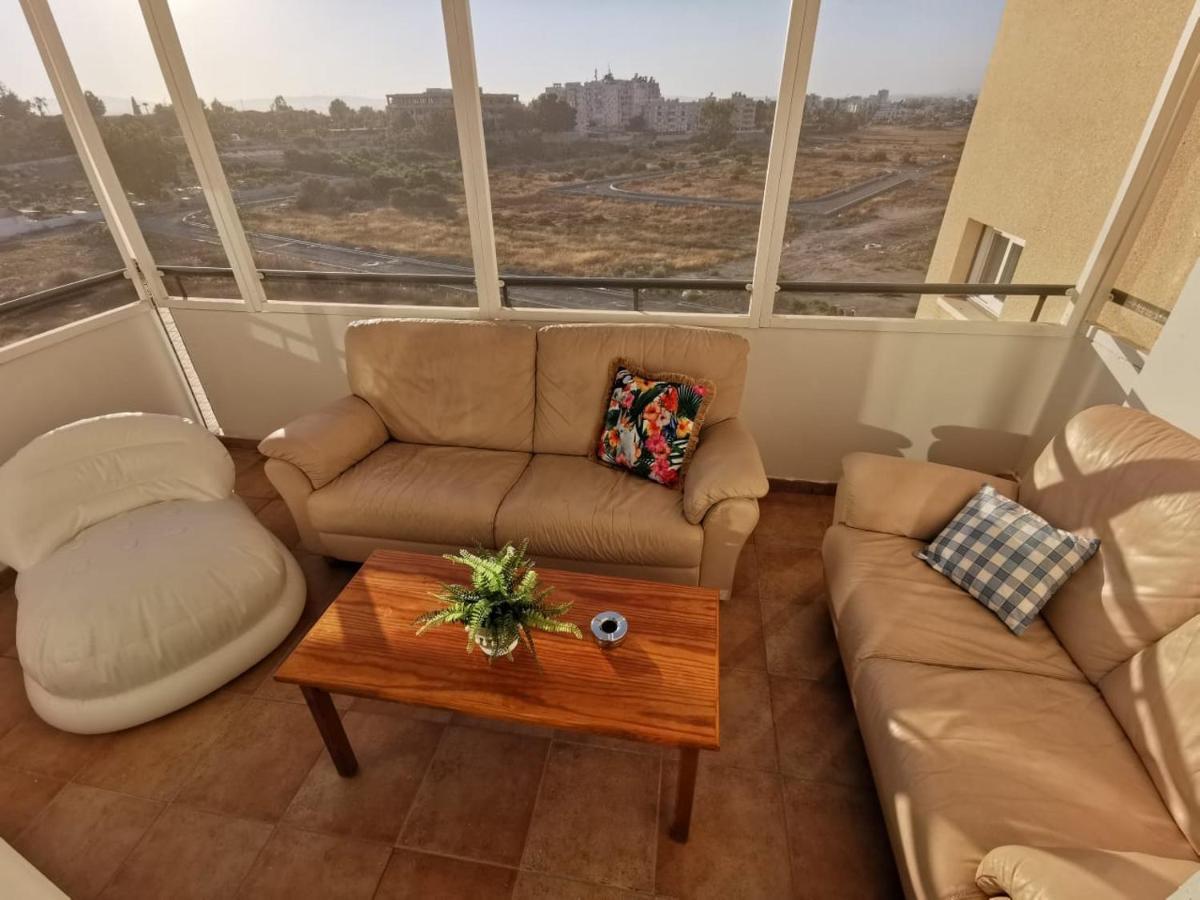 Must Stay - Sea & Salt Lake Panoramic View Apt Larnaca Esterno foto